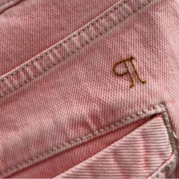 HOST PICK: Brand New Pilcro Cuffed Oversized High-Rise Wide-Leg Jeans - Picture 11 of 16